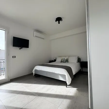 Airport Loft - Casa Giulia Апартаменты *